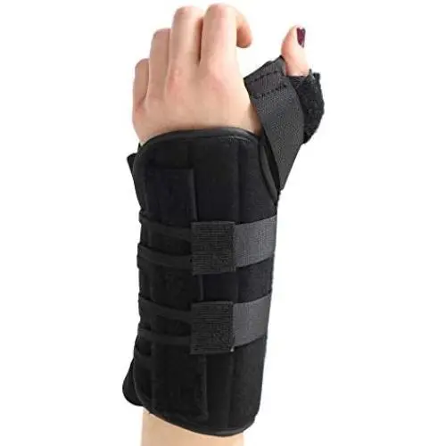 Universal Quick Lace Wrist and Thumb Spica Splint/Support Brace - Universal Size - Right Universal Quick Lace Wrist and Thumb Spica Splint/Support Brace - Universal Size - Right