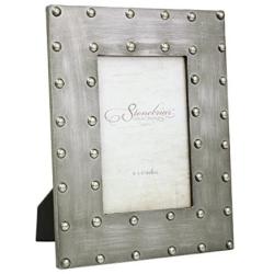 Stonebriar Industrial Distressed Metal Photo Frame with Rivet Detail, Decorative Picture Frame for Table Top or Wall Hanging Display, 4x6