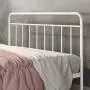 ZINUS Florence Metal Platform Bed Frame / Mattress Foundation / No Box Spring Needed / Easy Assembly, White, Queen ZINUS Florence Metal Platform Bed Frame / Mattress Foundation / No Box Spring Needed / Easy Assembly, White, Queen