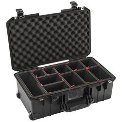 Pelican Air 1535 Case With TrekPak Dividers (Black)