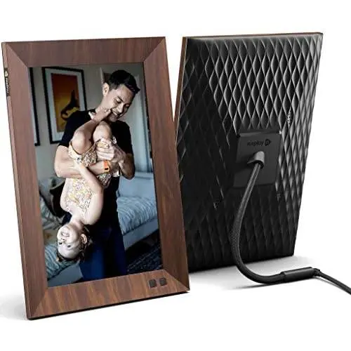 Nixplay Smart Digital Picture Frame 10.1 Inch Wood-Effect - Share Video Clips and Photos Instantly via E-Mail or App Nixplay Smart Digital Picture Frame 10.1 Inch Wood-Effect - Share Video Clips and Photos Instantly via E-Mail or App