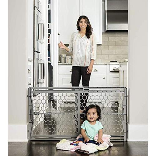 Regalo Easy Fit Plastic Adjustable Extra Wide Baby Gate Regalo Easy Fit Plastic Adjustable Extra Wide Baby Gate