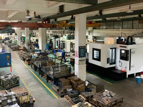 CNC Machine Center CNC Machine Center